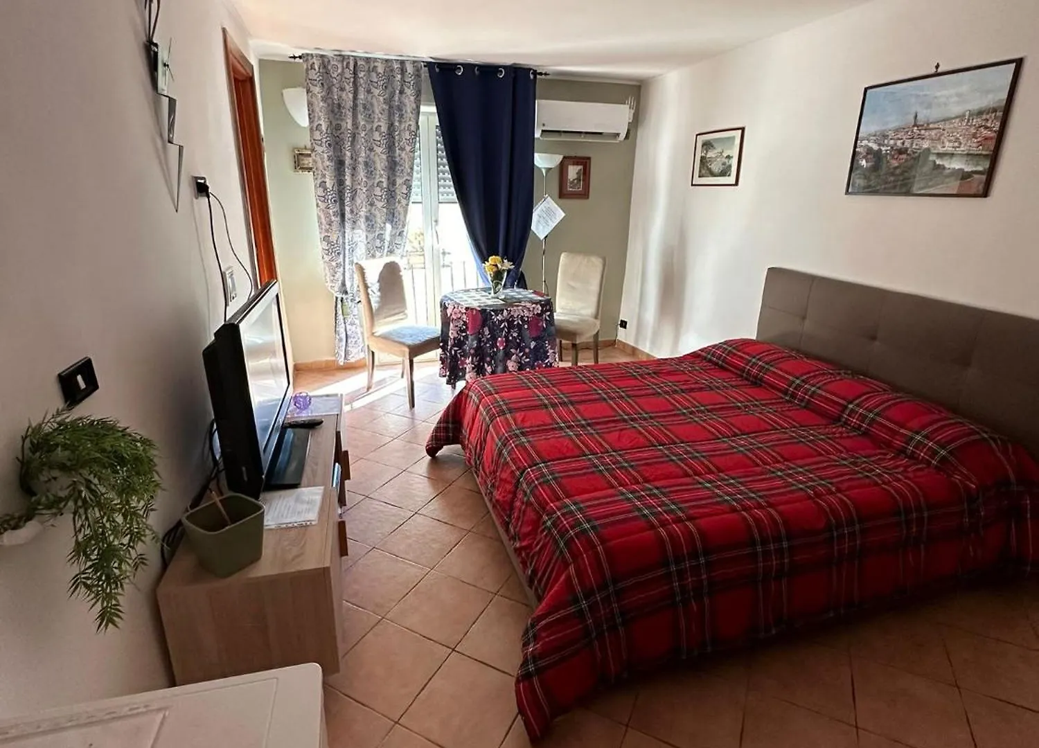 Maison Romantique Naples Apartment