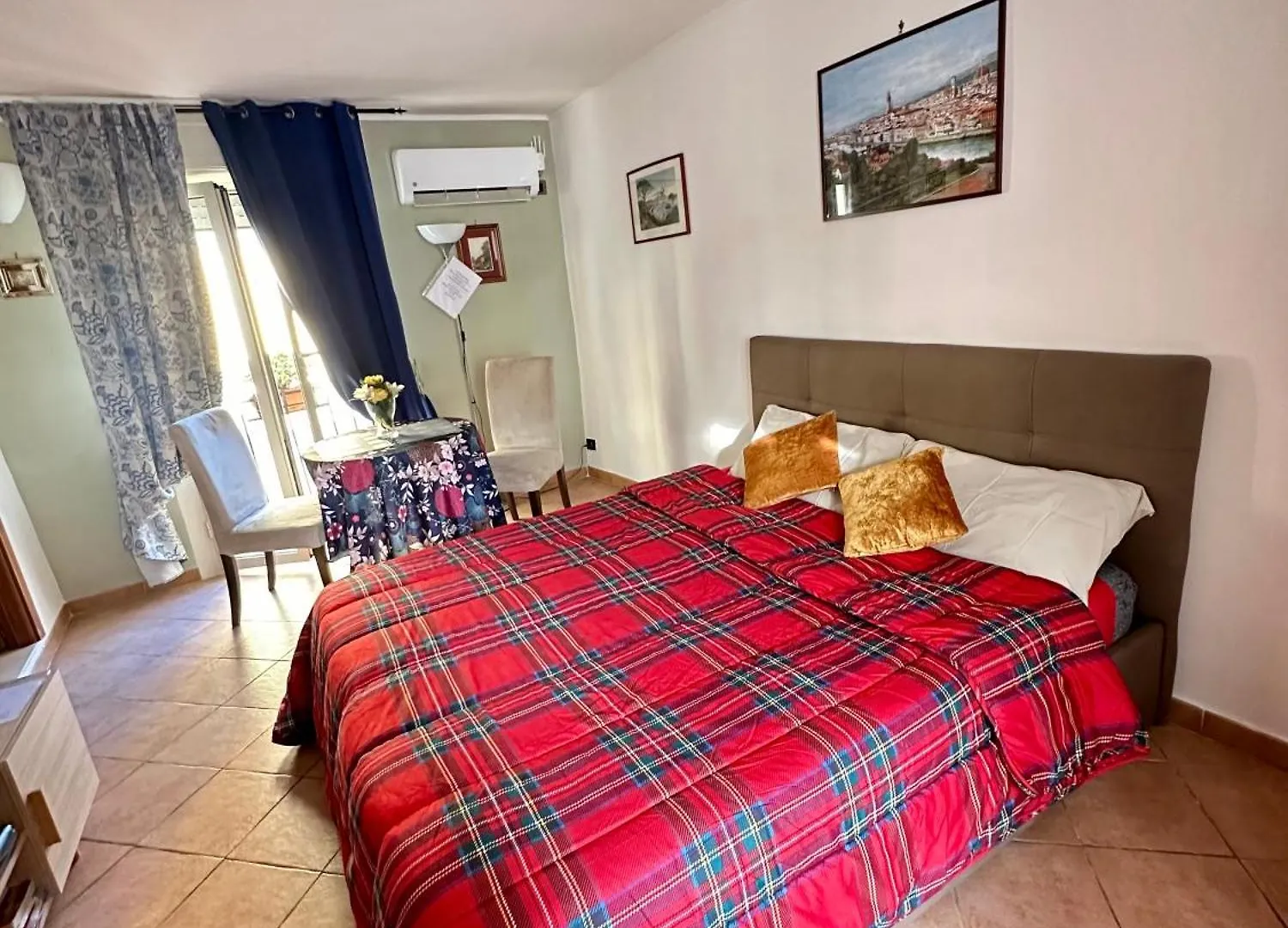 Maison Romantique Naples Apartment